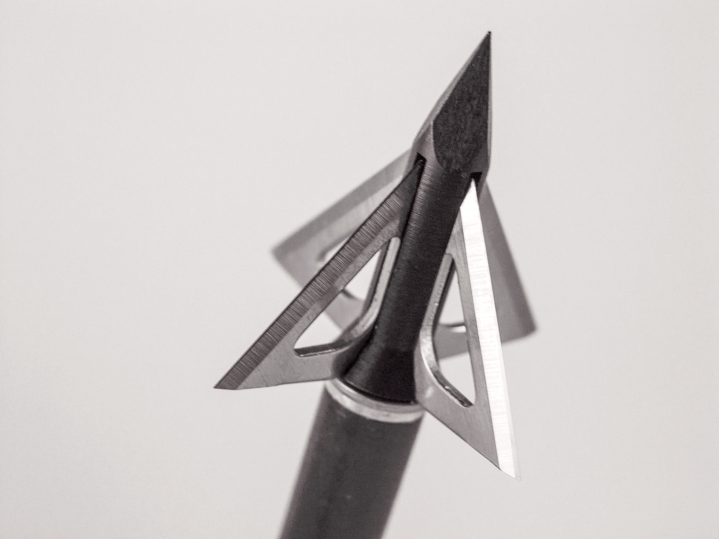 Slick Trick Crossbow Trick broadhead side profile view showing .035 Lutz blade design and precision-machined ferrule construction