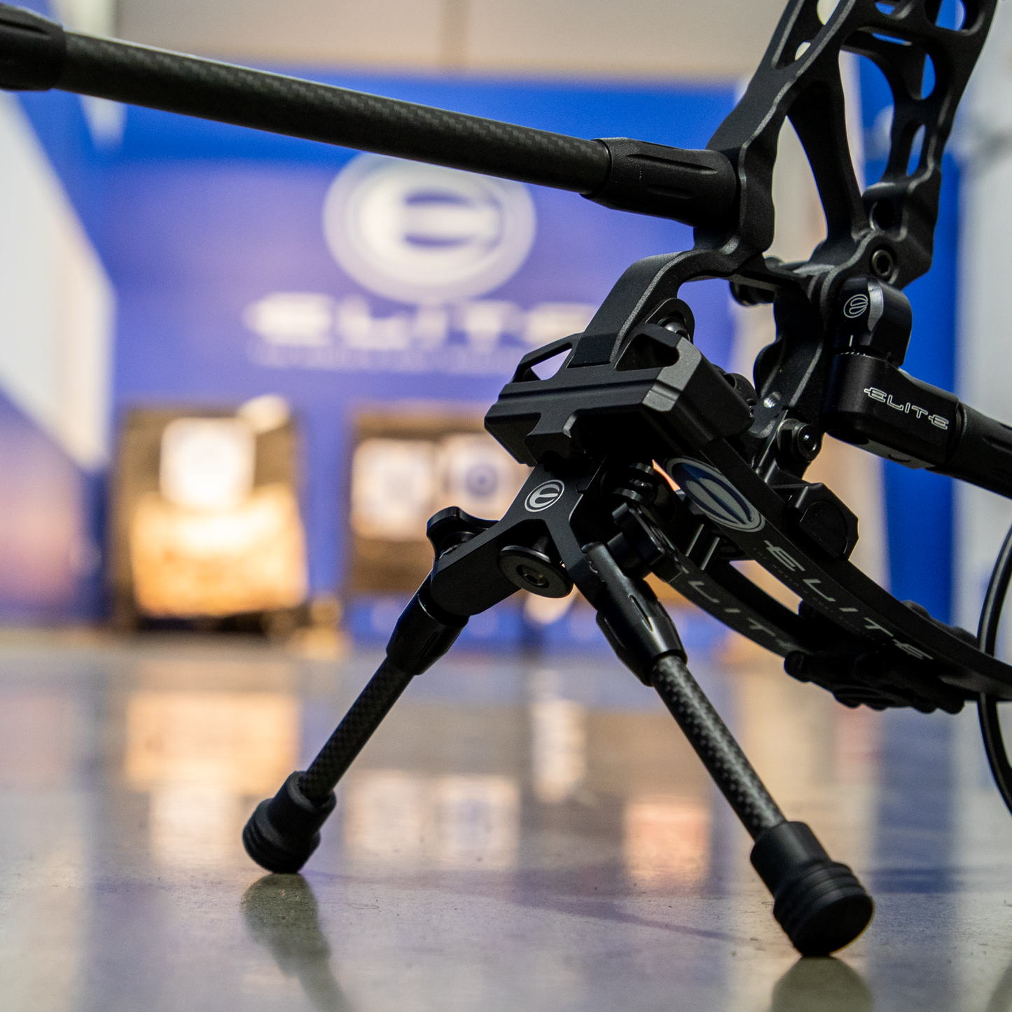 ELITE RAC BI-POD Stand