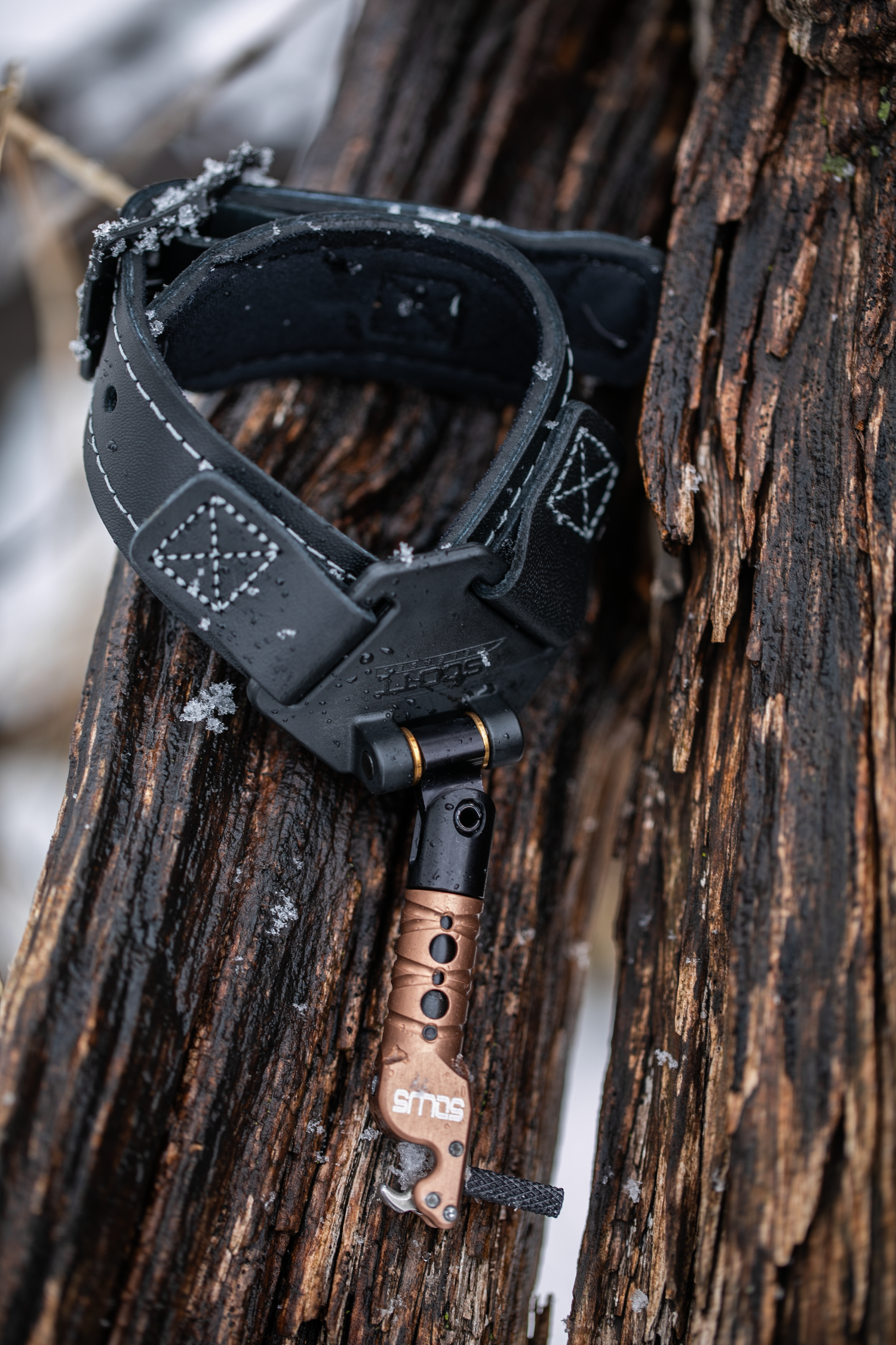 Archery shooting accessories for bowhunters and target archers – releases, quivers, arm guards, and bino packs at Fether Archery