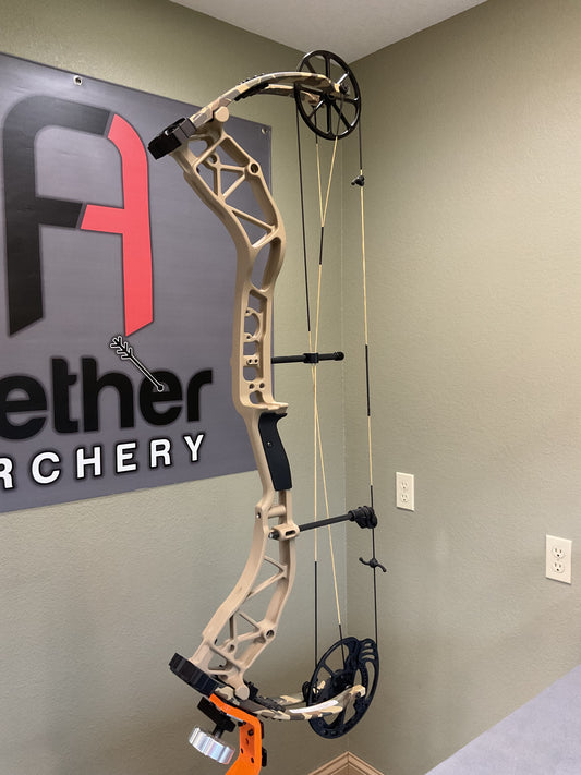 Bear Adapt RH 60lb Tan