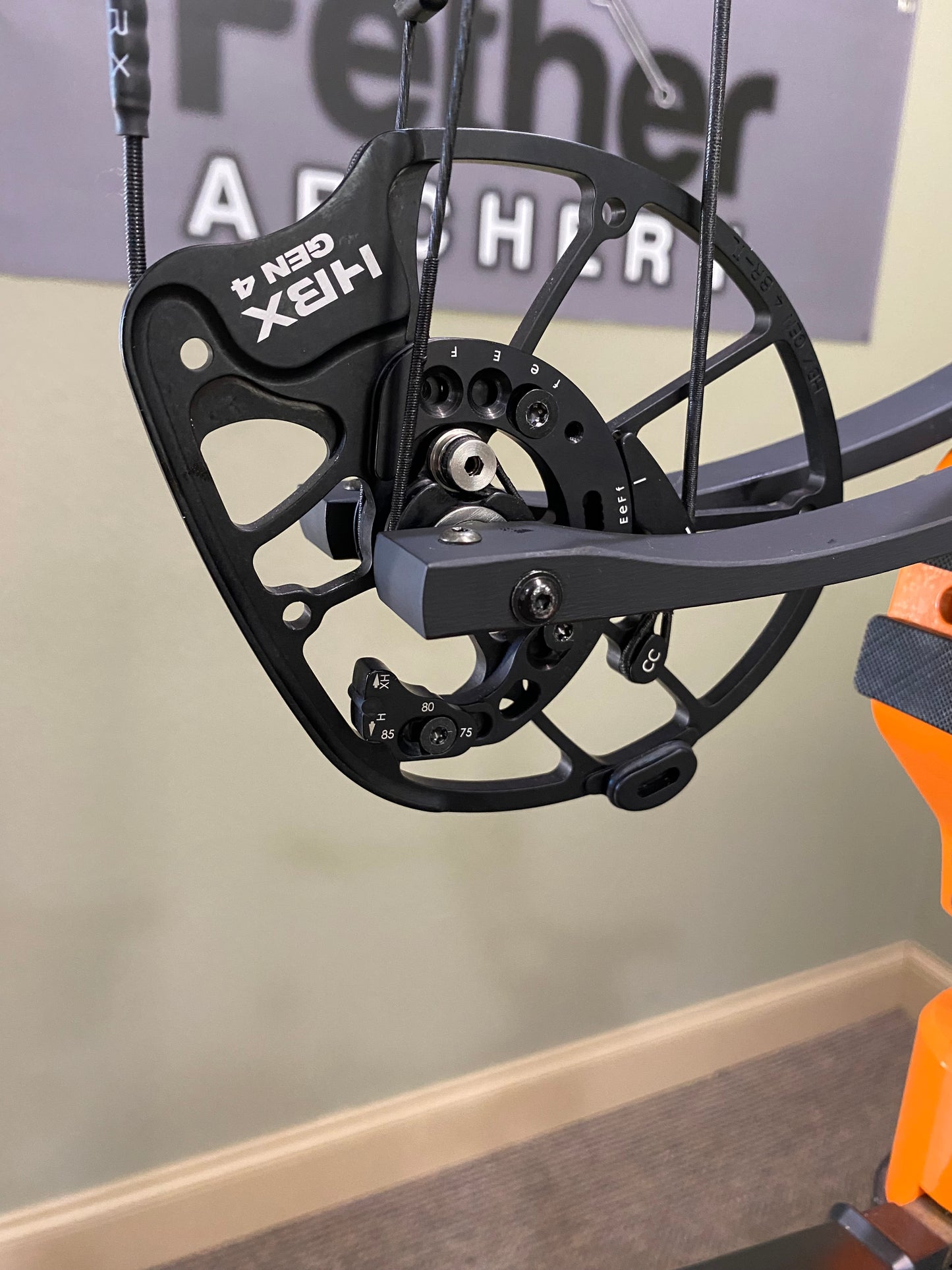Hoyt AX90 Beast Compound Bow – Used | Right Hand, Kuiu Verde 2.0