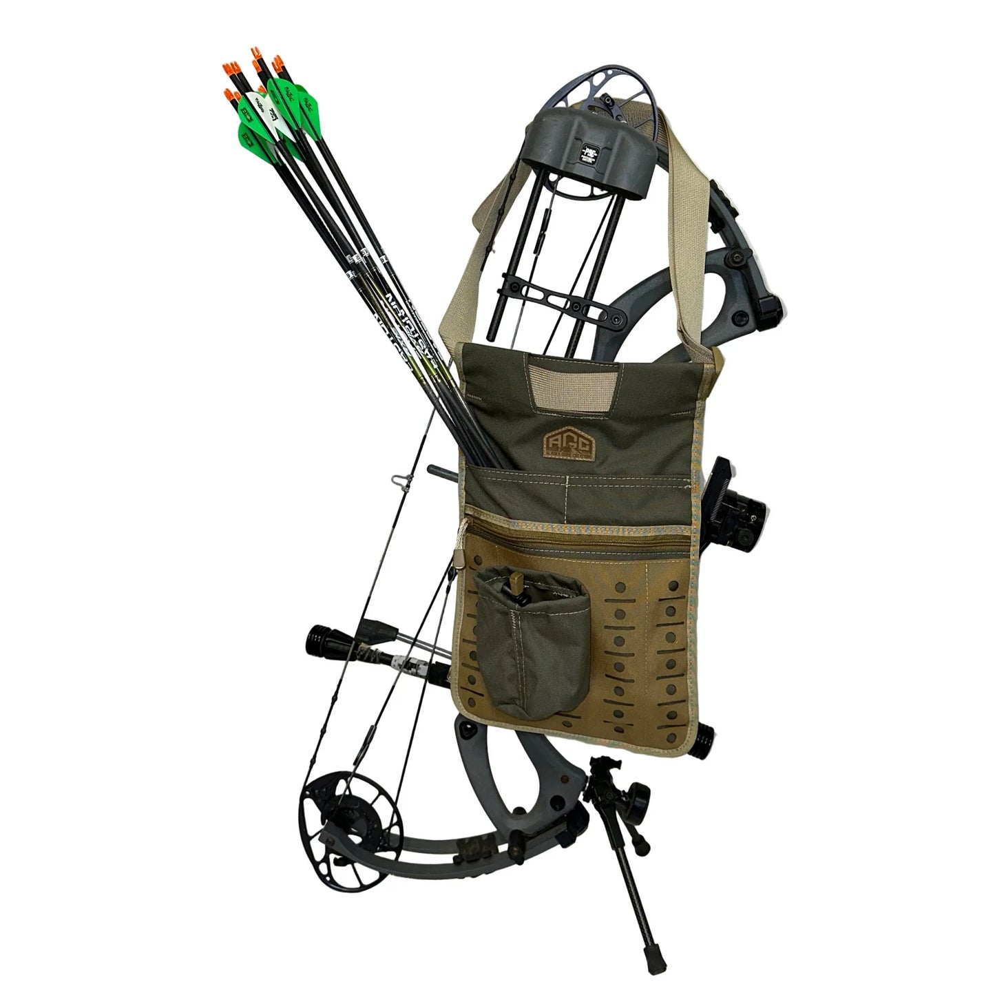 Alaska Guide Creations Field Quiver with bow and arrows, archery hip quiver for target shooting and range sessions