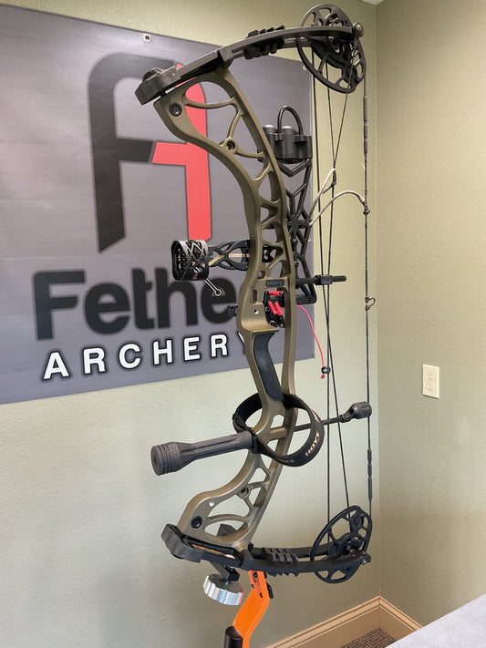 Hoyt Torrex 70Lb RH Right Hand 26-30in DL Wilderness Green (Used)